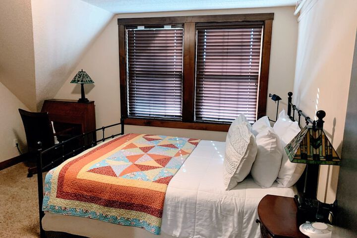Room 45 of 70