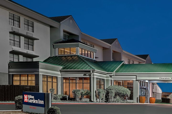 Hotel 3 of 38