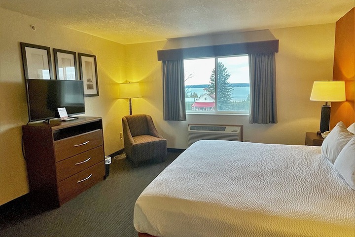 Room 22 of 47