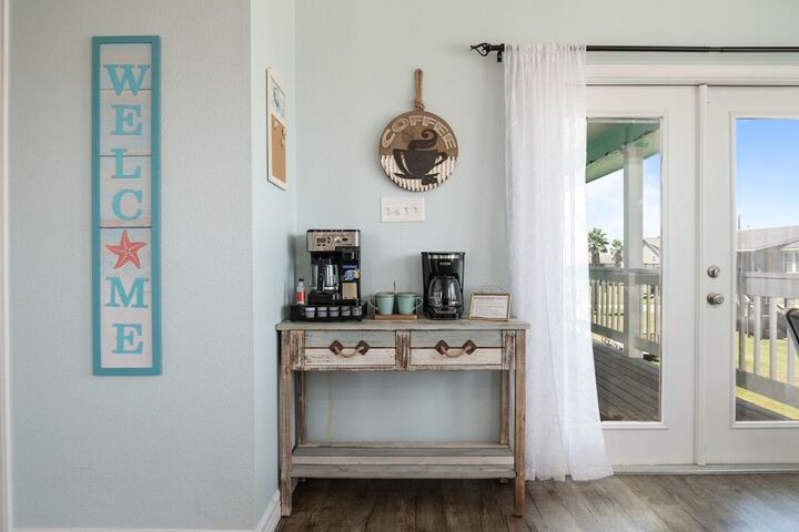 Sunrise Paradise 3 Bedroom Home by RedAwning