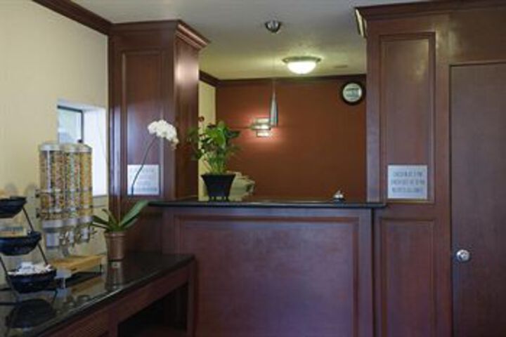 Americas Best Value Inn & Suites Wine Country Santa Rosa