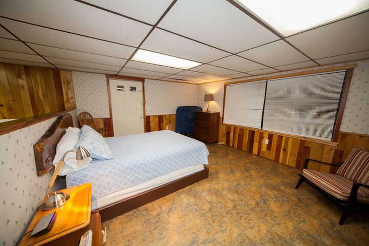 Room 57 of 86
