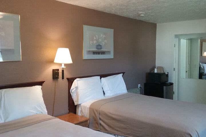 Super 54 Inn