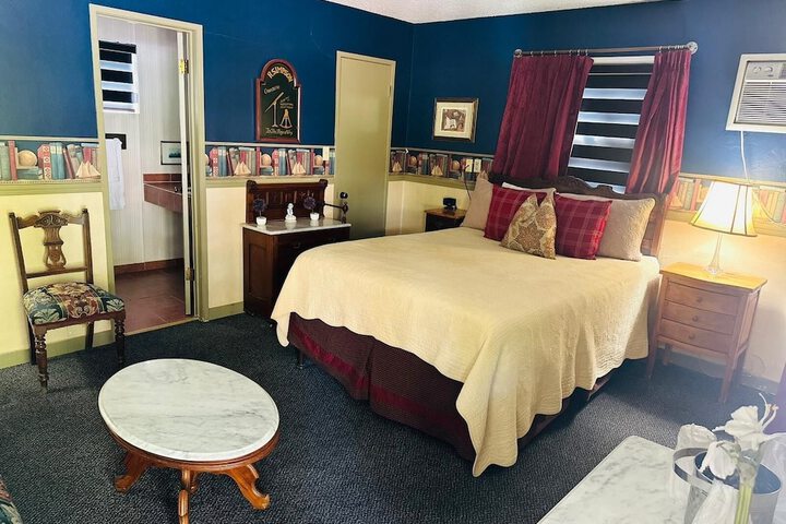 Gunn House Hotel