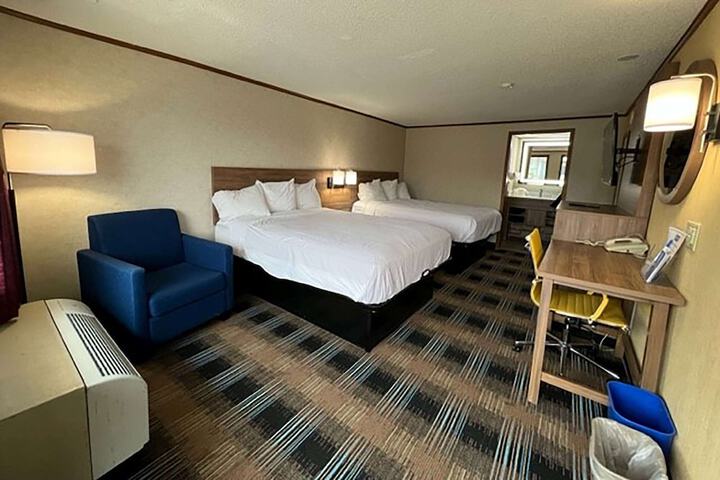 Room 7 of 23