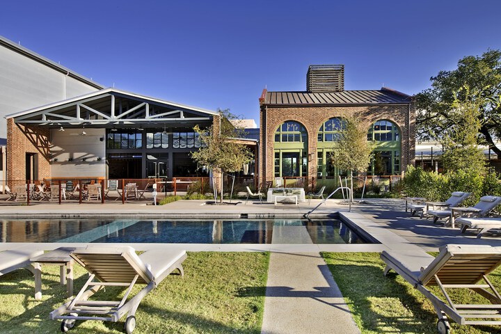 Cavalry Court by Valencia Hotel Collection