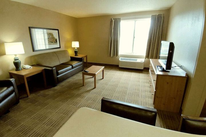 Room 28 of 41