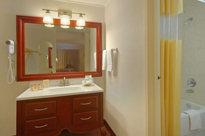 Room 12 of 45