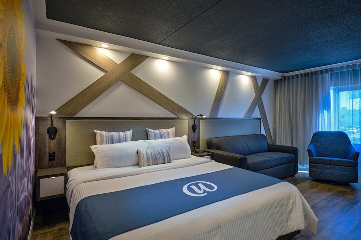Room 19 of 47