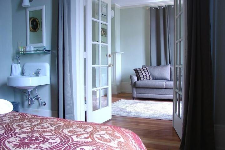 Room 60 of 68
