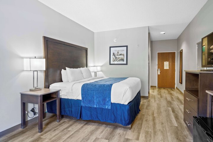 Blue Water Inn & Suites BW Signature Collection
