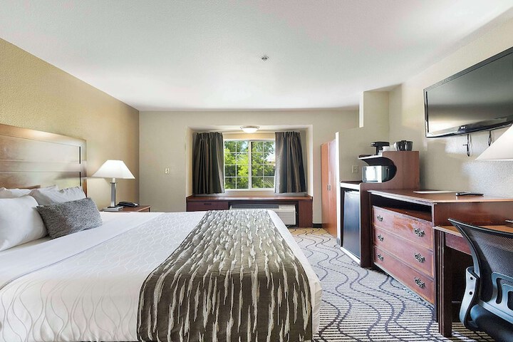 Room 21 of 42