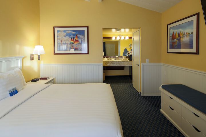Room 21 of 38