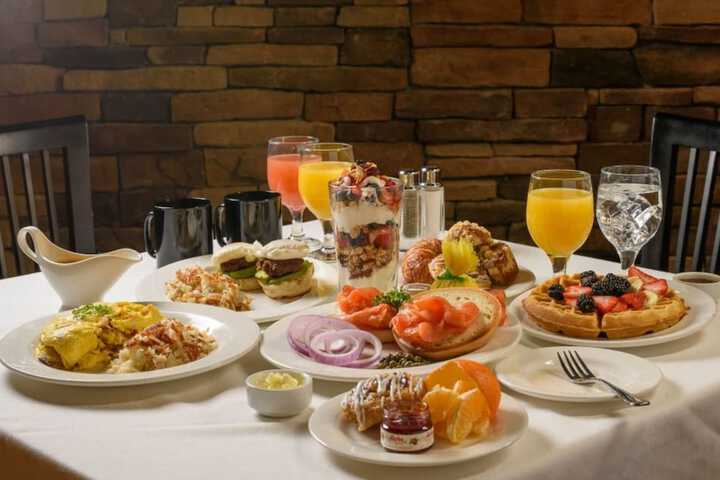 Breakfast/Coffee Service 51 of 61