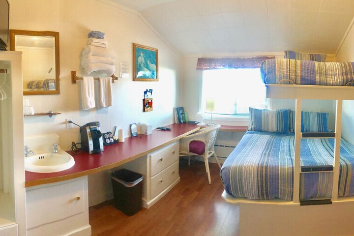 Room 81 of 130