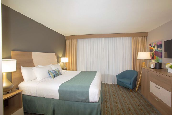 Room 14 of 38