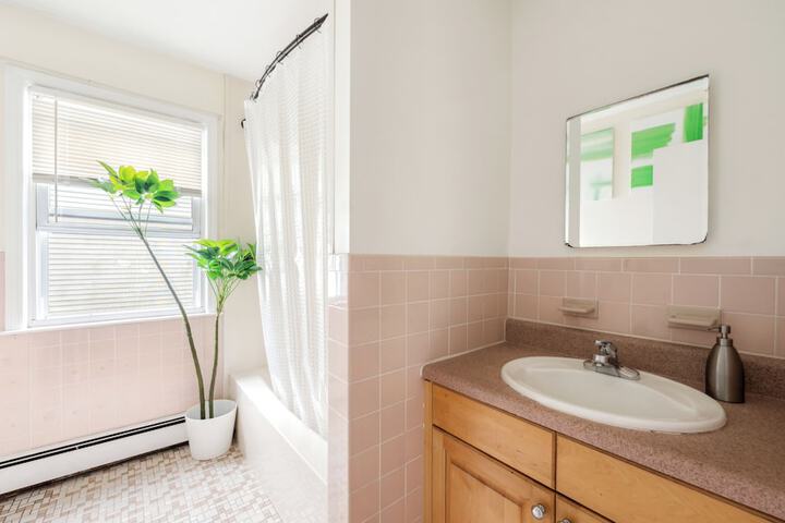 Luxury 3BR NY Home with Free Parking