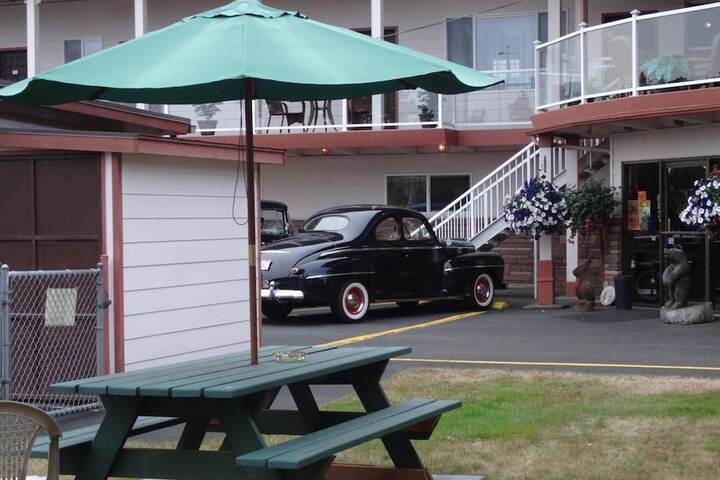 Hotel 5 of 135