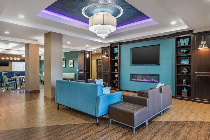 Hotel Interior 11 of 41