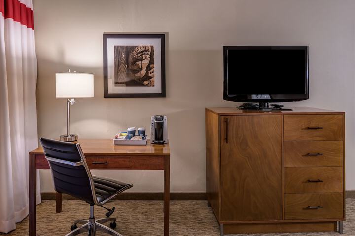 Room 6 of 24