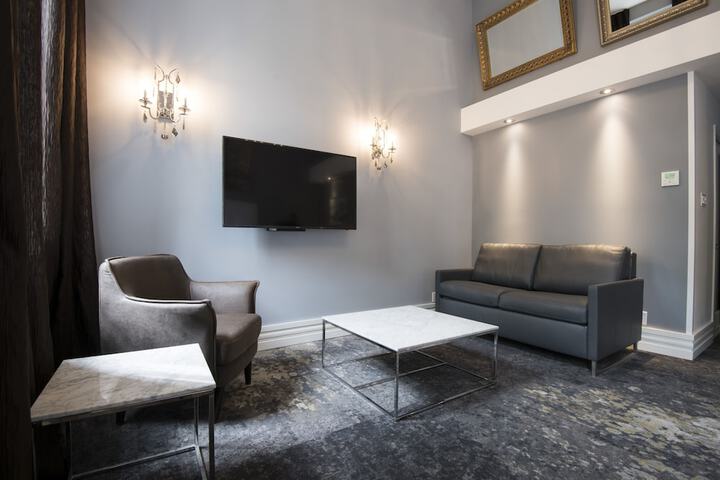 Room 16 of 31
