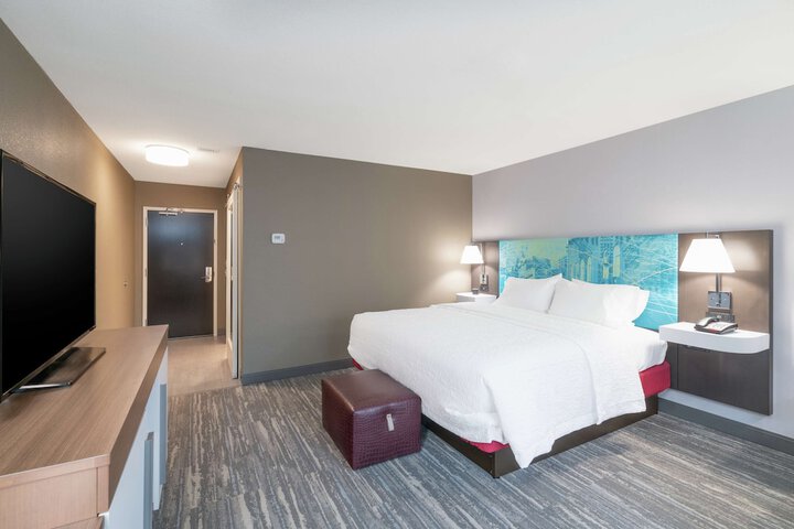 Room 11 of 31