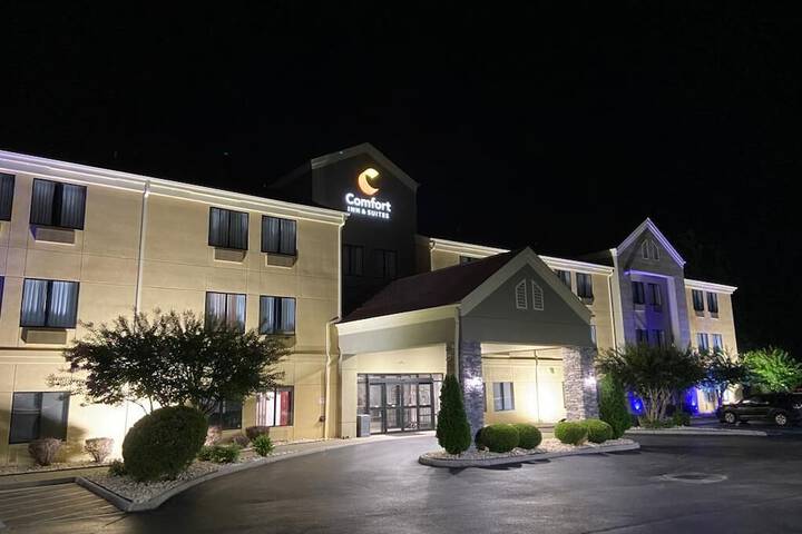 Hotel 2 of 31