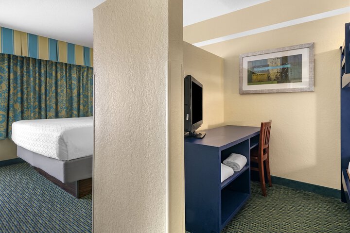 Room 55 of 119