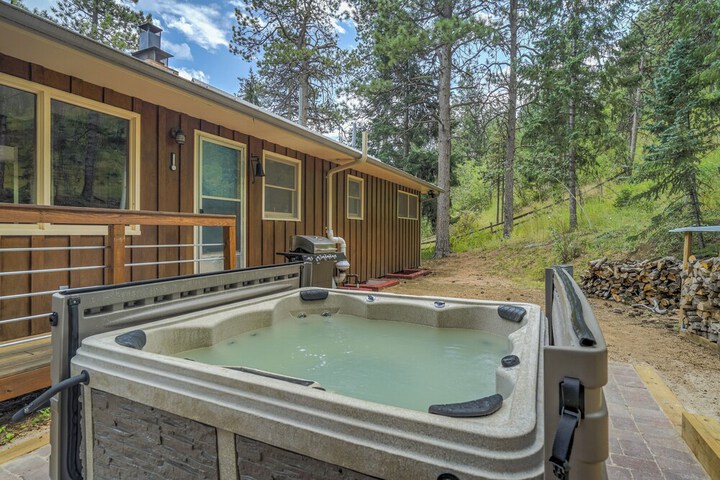 Adventure Cabin