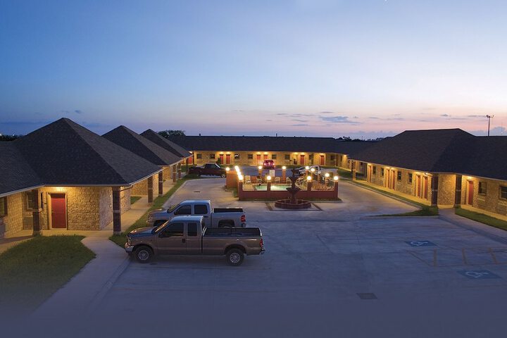 Hotel 2 of 28