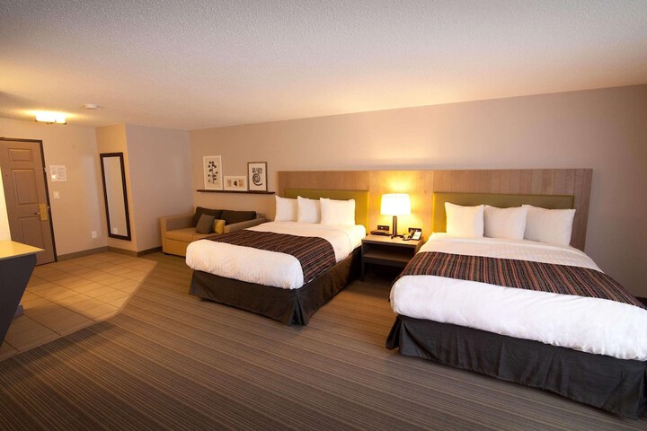 Room 14 of 28