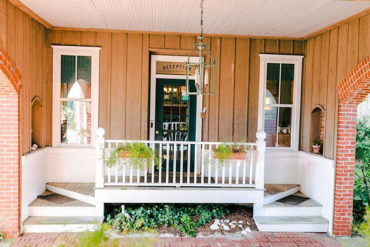 Roanoke Island Inn