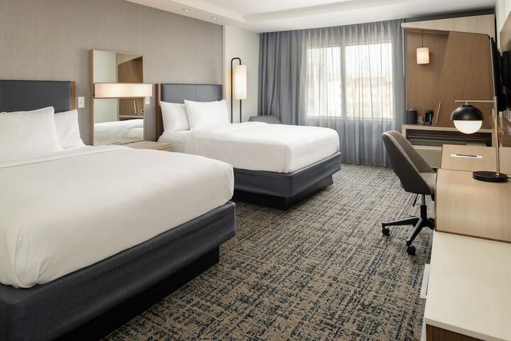 Courtyard by Marriott Houston City Place