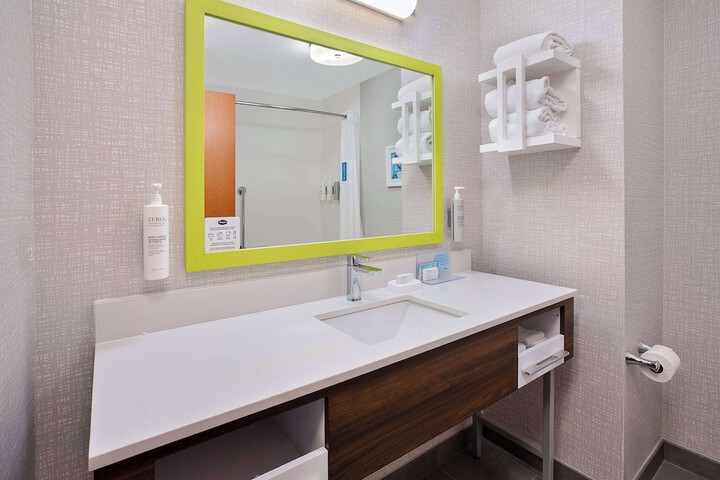 Hampton Inn Detroit / Utica-Shelby Township