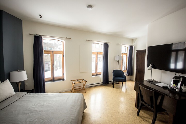 Room 19 of 28
