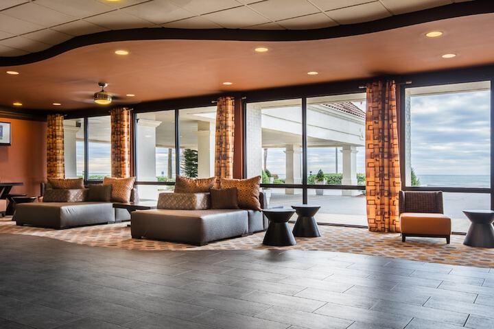 Hotel 6 of 61