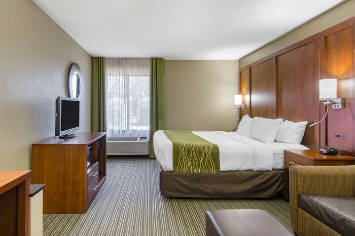 Room 44 of 71