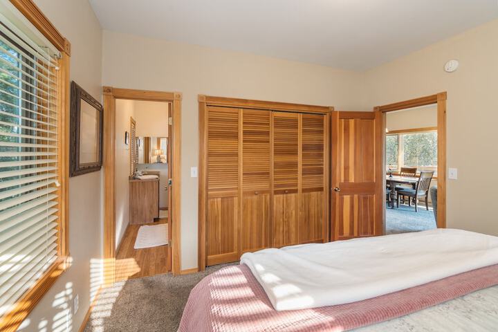 The Inn on Bigfork Bay