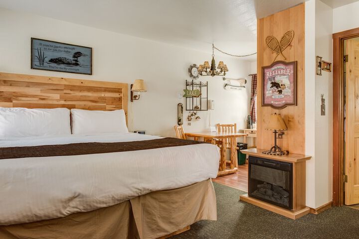 Franciscan Lakeside Lodge