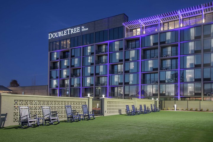 DoubleTree by Hilton Hot Springs