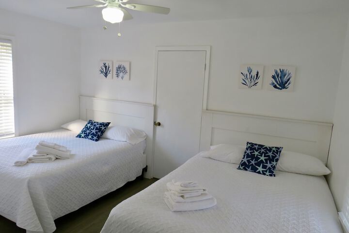 Room 25 of 104