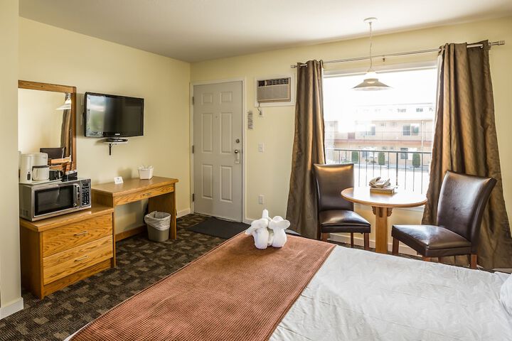 Room 43 of 60