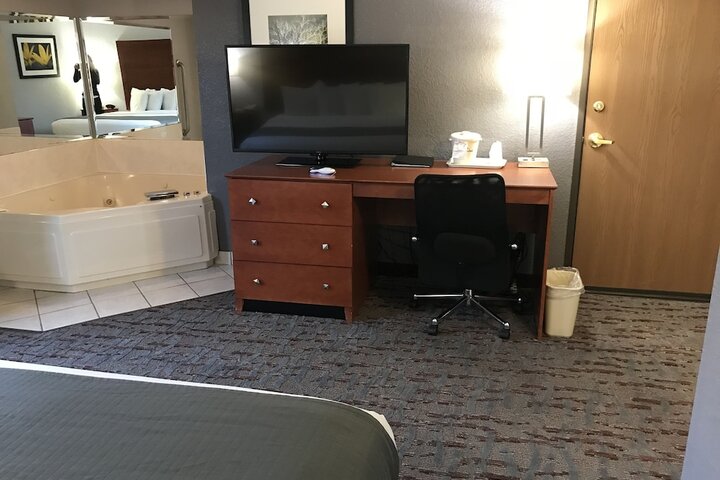 Room 9 of 70