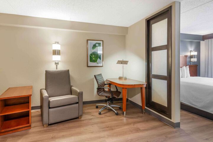 Room 15 of 27
