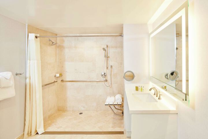 Room 46 of 55