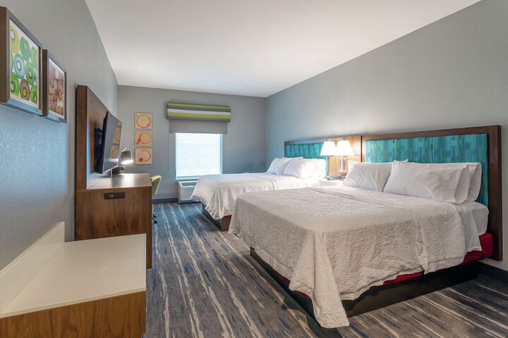 Room 33 of 67