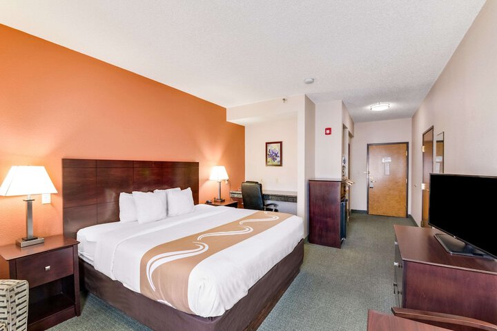 Room 11 of 41