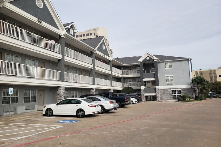 Hotel 5 of 45