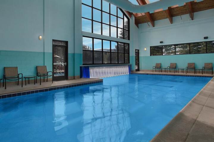 Pool 14 of 44