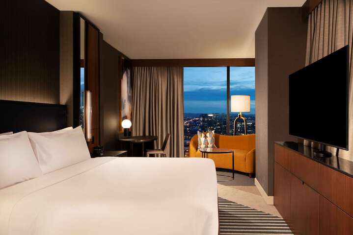 Room 43 of 130